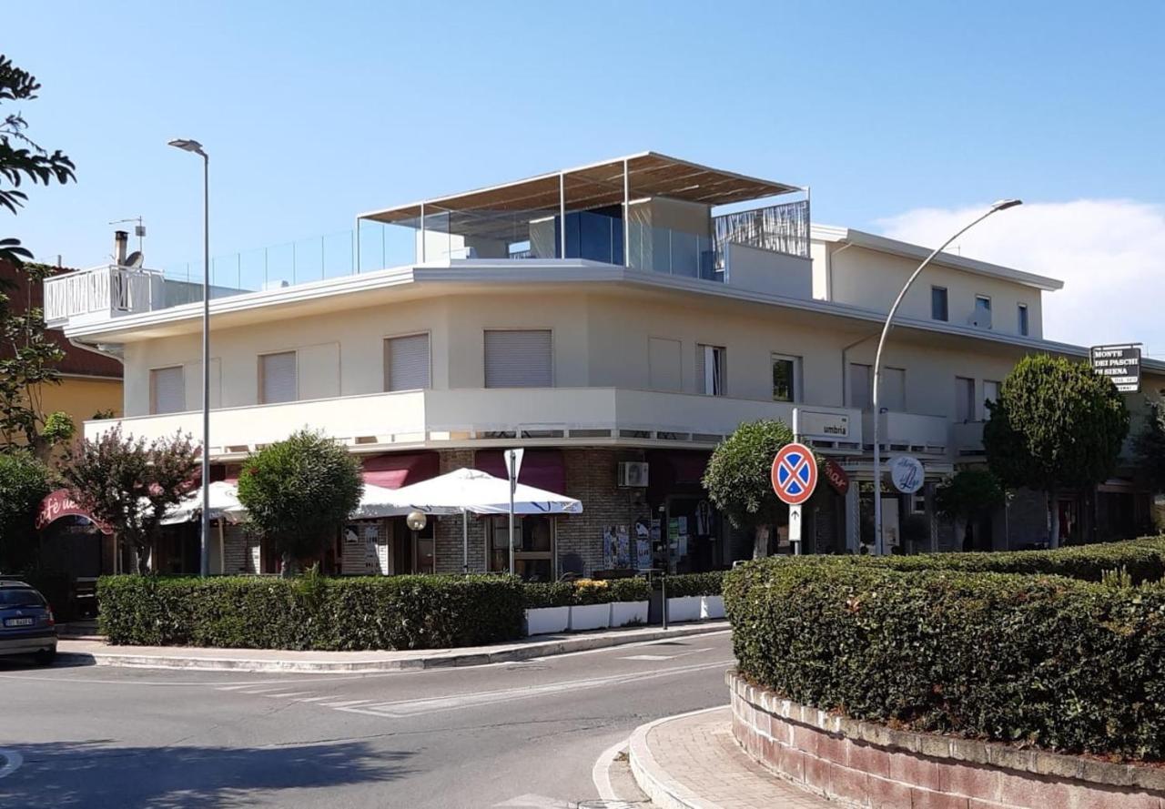 Albergo Del Lago Capalbio Exterior photo
