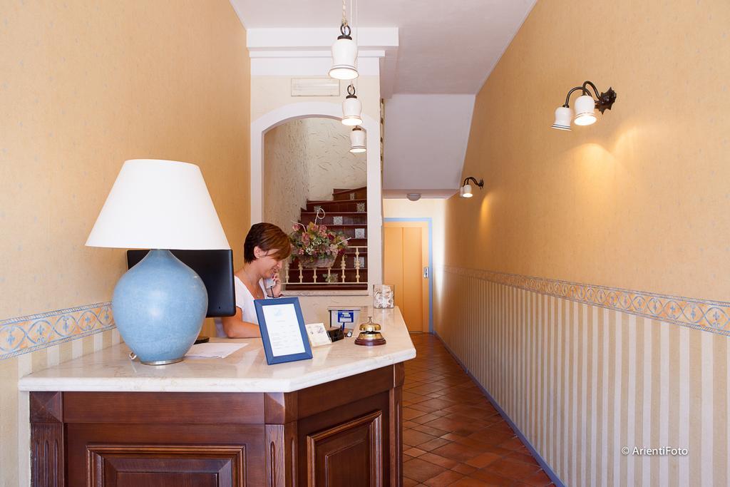 Albergo Del Lago Capalbio Exterior photo